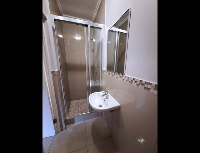 2 BEDROOM APARTMENT TO LET IN UMHLANGA RIDGE